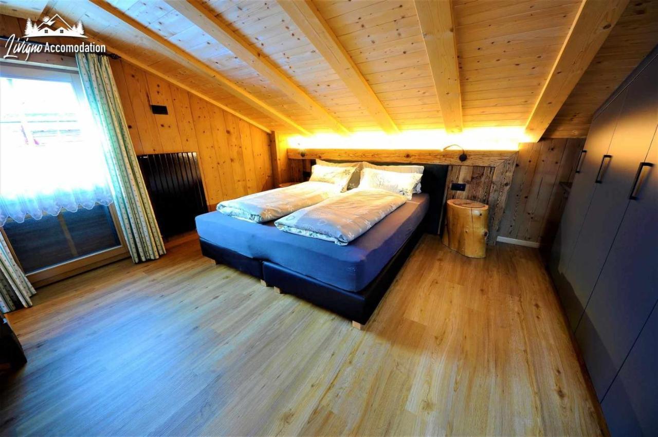 Mountain Chalet Scoiattolo By Livigno Accomodation エクステリア 写真