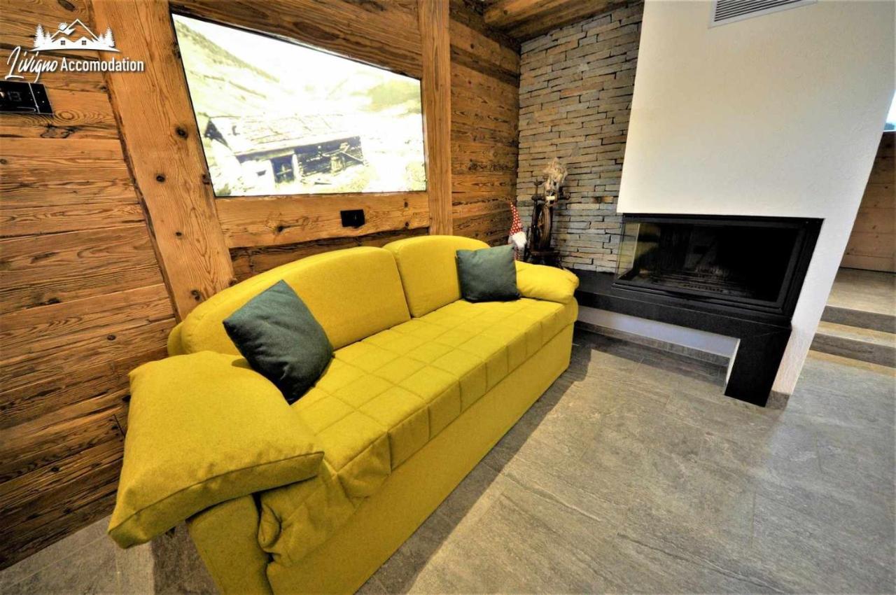 Mountain Chalet Scoiattolo By Livigno Accomodation エクステリア 写真