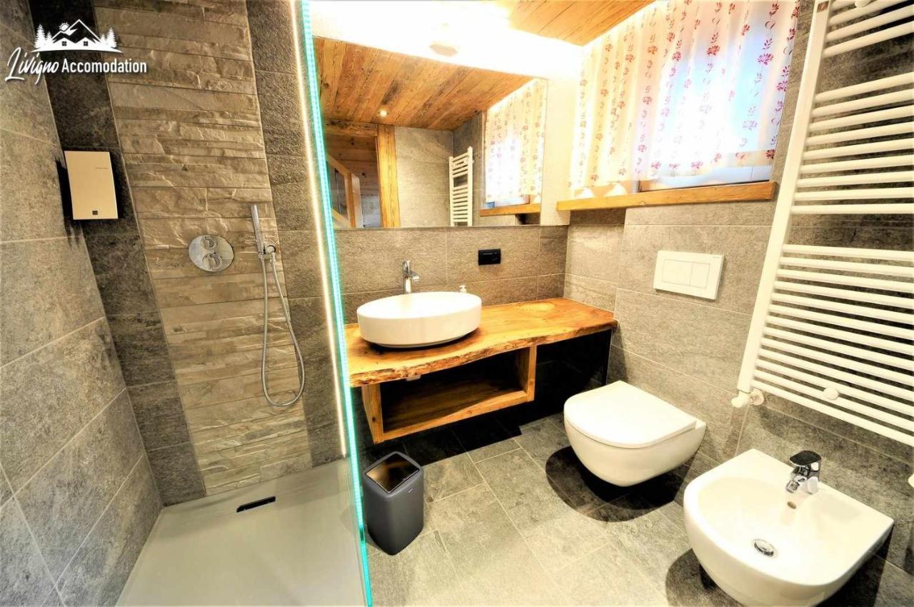 Mountain Chalet Scoiattolo By Livigno Accomodation エクステリア 写真