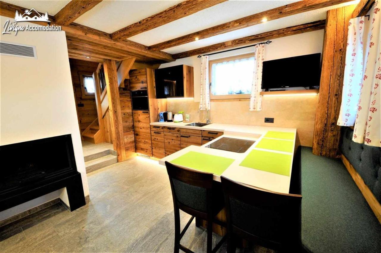 Mountain Chalet Scoiattolo By Livigno Accomodation エクステリア 写真